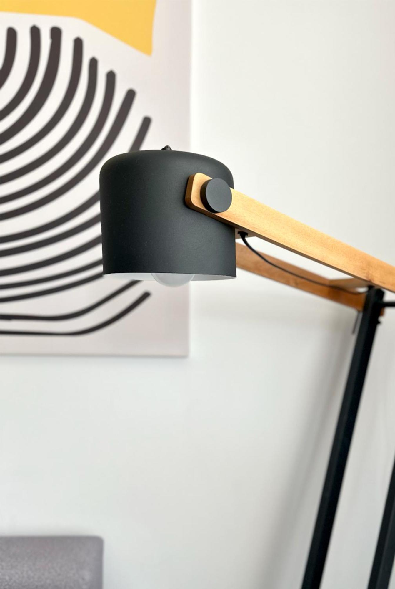 Apartamento Contemporary Charm In Old